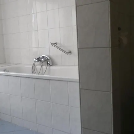 Heynen 3* 法尔肯堡